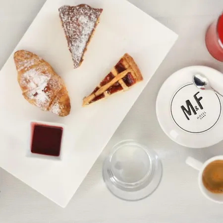 ホテル M&f