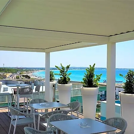 M&f Hotel 4*