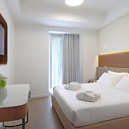 M&f Hotel 4*