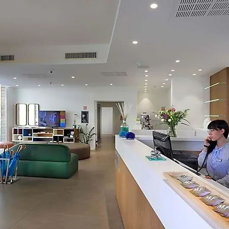 Hotel M&f